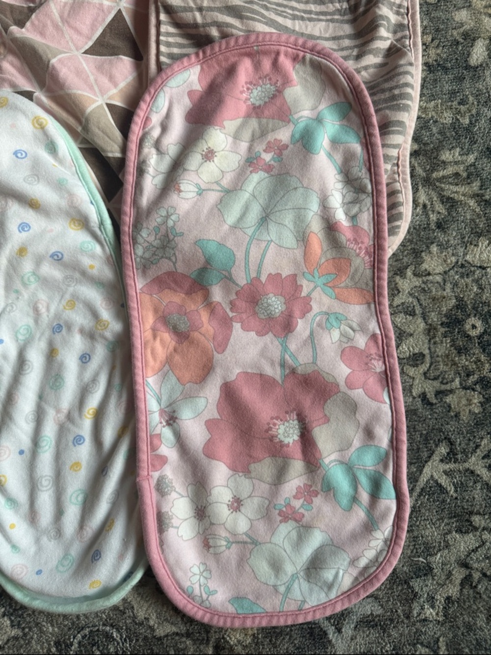 Bundle of 8 Burp Towels - Picture 2 of 12